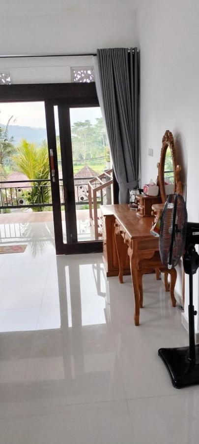 Giri Swari Homestay