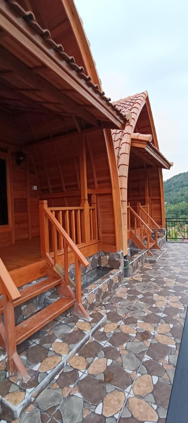 Accommodatie bij particulieren Giri Swari *