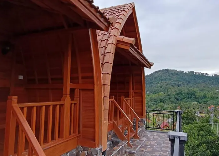 Giri Swari Homestay