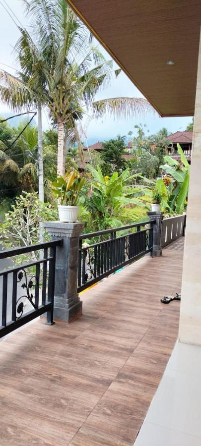 Homestay Giri Swari
